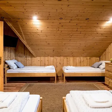 Tuenderkert Apartman Дебрецен Экстерьер фото