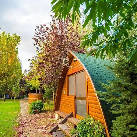 Tuenderkert Apartman Дебрецен Экстерьер фото