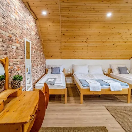 Tuenderkert Apartman Дебрецен Экстерьер фото