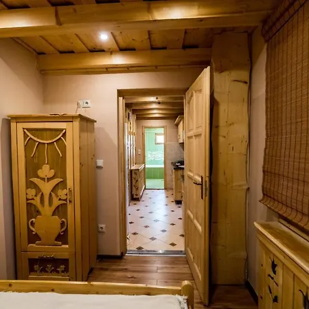 Tuenderkert Apartman Дебрецен Экстерьер фото