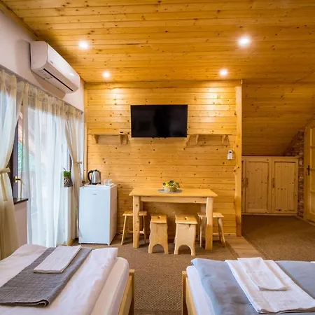 Tuenderkert Apartman Дебрецен Экстерьер фото