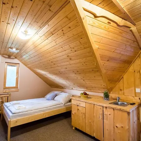 Tuenderkert Apartman Дебрецен Экстерьер фото