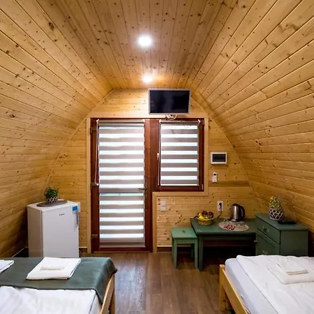 Tuenderkert Apartman Дебрецен Экстерьер фото