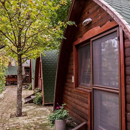 Tuenderkert Apartman Дебрецен Экстерьер фото