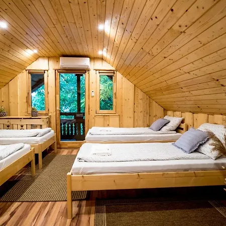 Tuenderkert Apartman Дебрецен Экстерьер фото