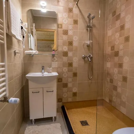 Tuenderkert Apartman Дебрецен Экстерьер фото
