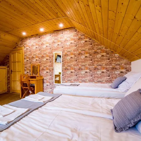Tuenderkert Apartman Дебрецен Экстерьер фото