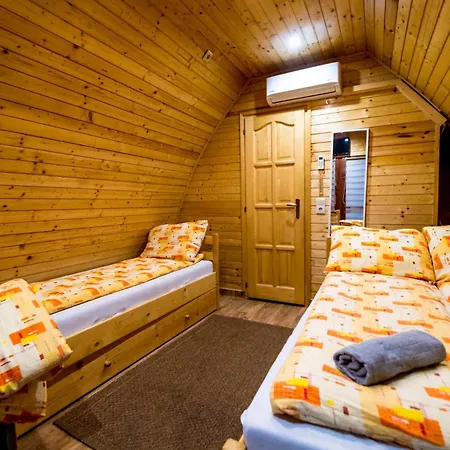 Tuenderkert Apartman Дебрецен Экстерьер фото