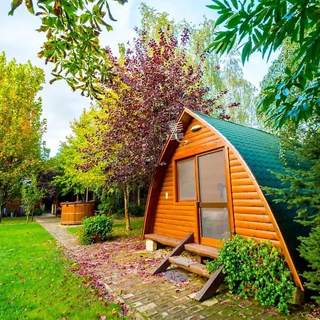 Tuenderkert Apartman Дебрецен Экстерьер фото