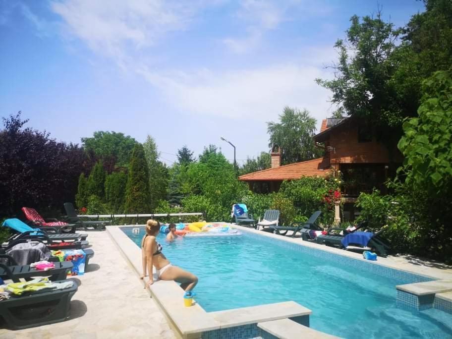 Tuenderkert * Debrecen